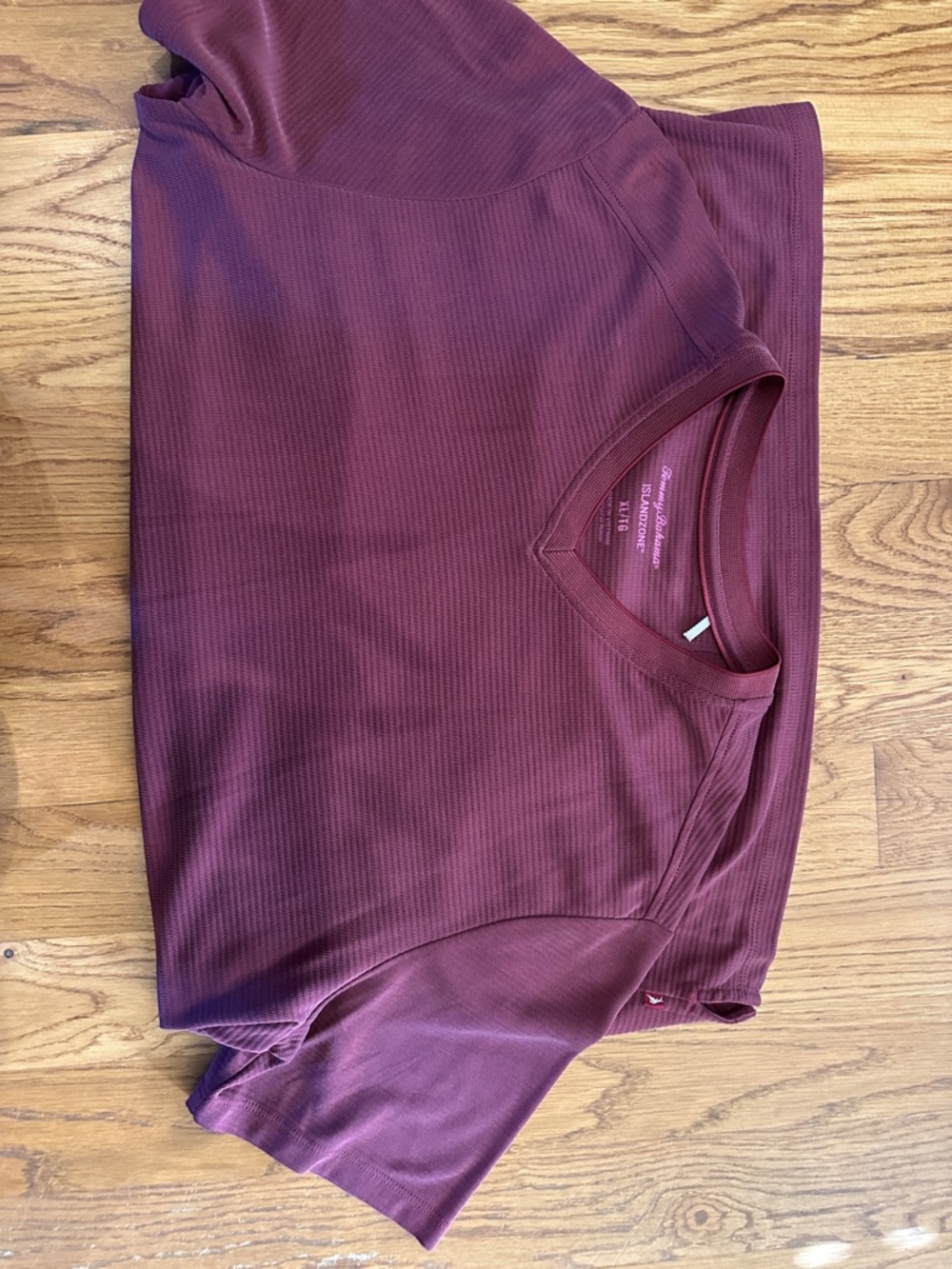 Men's V-Neck Short Sleeve Shirt in Dusty Rose